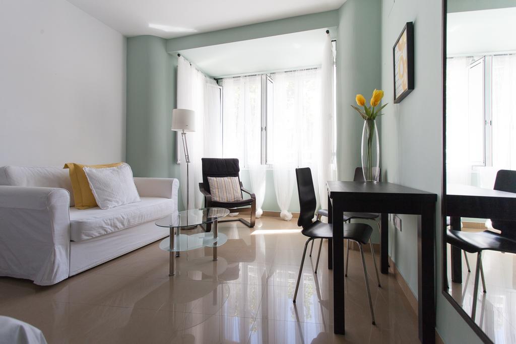 Apartamentos Edificio Constitucion เซบีญา ห้อง รูปภาพ